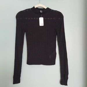 Black shadow stripe sweater sz small